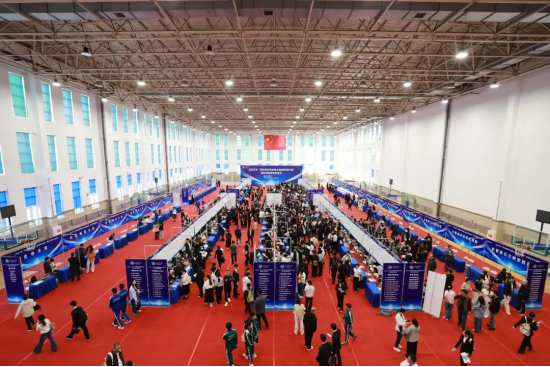 2027年“农村学校教育硕士师资培养计划”岗位供需专场双选会在吉林农业大学举行